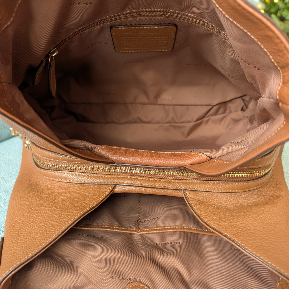 Coach Tan Leather Women's Bag - Picture 8 of 12